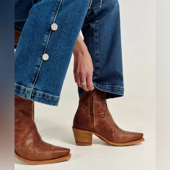 Tecovas The Daisy Leather Ankle Western Zip Bootie. NWOT - Picture 7 of 11